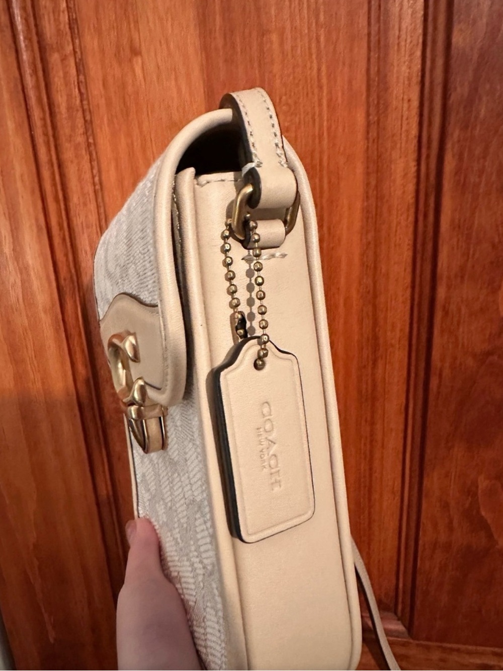 Coach Cream and Light Pink Signature Crossbody with Gold Hardware - Picture 8 of 9